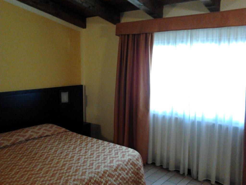 Agrihotel Papaya San Pietro Apostolo Room photo